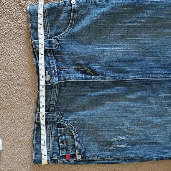 Jean skirt. - Picture 3 of 4